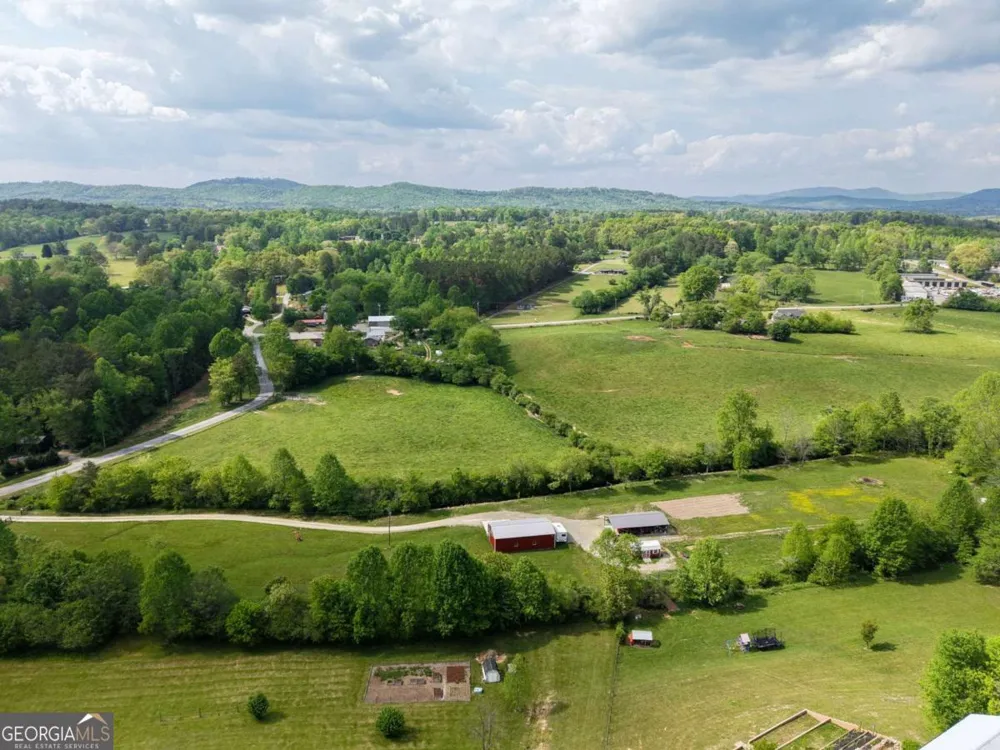 394 Crawford RD Blairsville, GA 30512