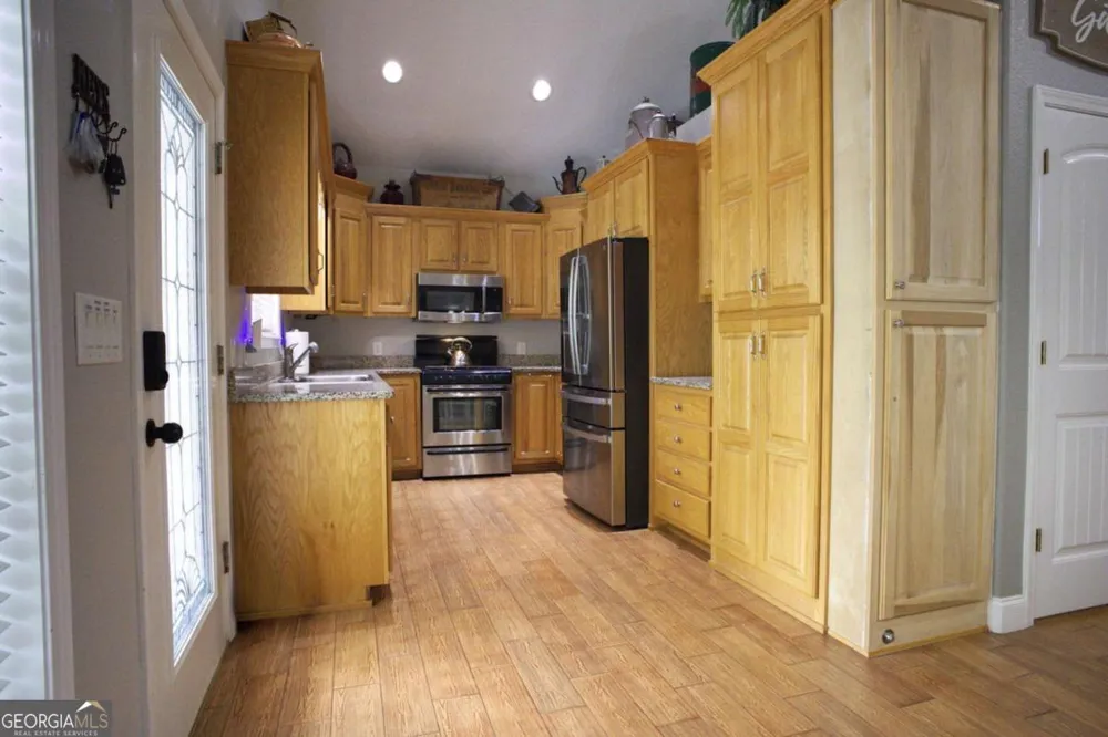 394 Crawford RD Blairsville, GA 30512