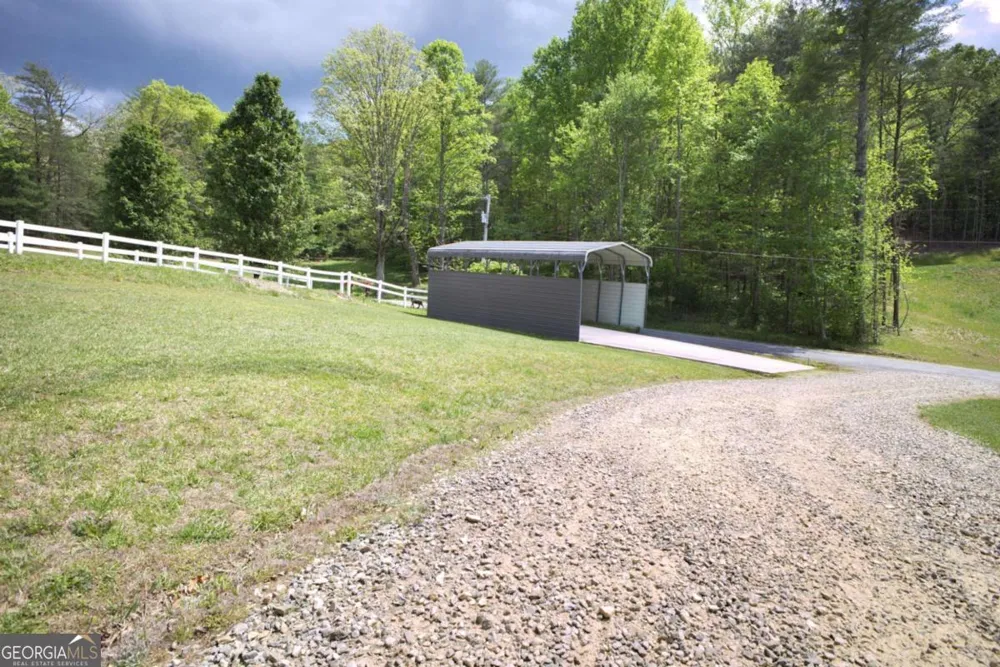 394 Crawford RD Blairsville, GA 30512