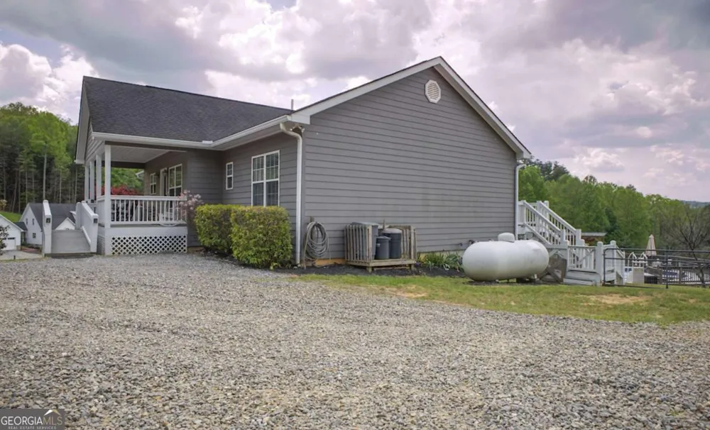 394 Crawford RD Blairsville, GA 30512