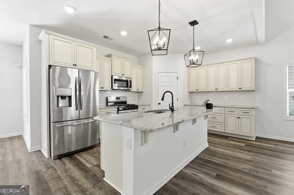 245 Southridge Senoia, GA 30276