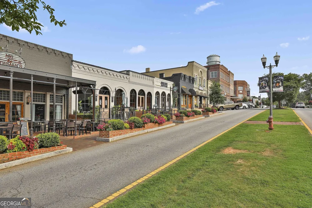 245 Southridge Senoia, GA 30276