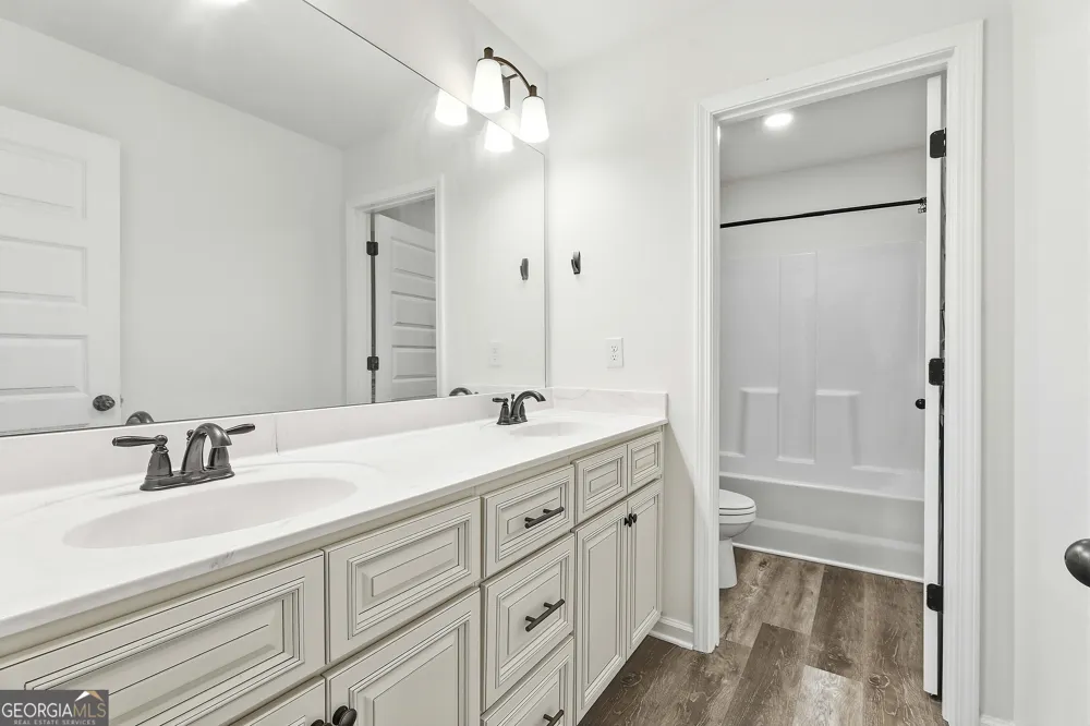 245 Southridge Senoia, GA 30276