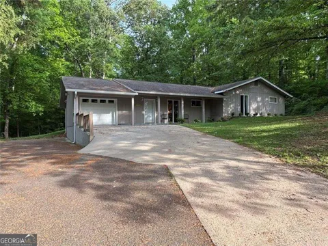 183 Barker RD SW