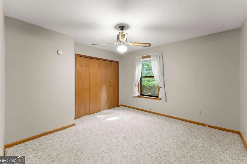 318 Horseshoe LN Dahlonega, GA 30533