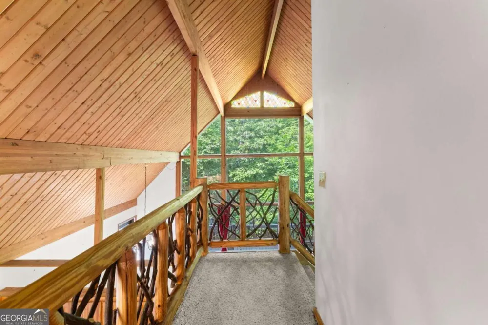 318 Horseshoe LN Dahlonega, GA 30533