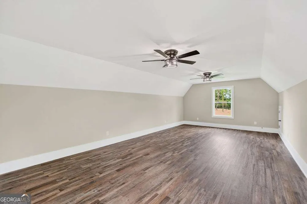 924 Browning RD Fairmount, GA 30139