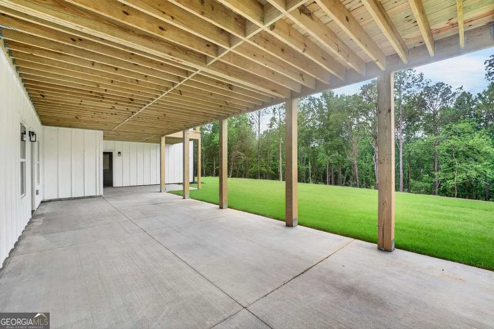 924 Browning RD Fairmount, GA 30139
