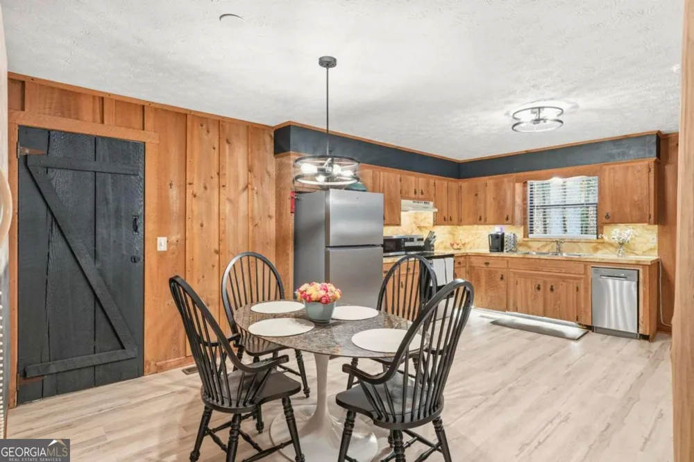 23 Briar Cove LN Morganton, GA 30560