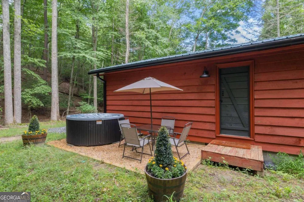 23 Briar Cove LN Morganton, GA 30560