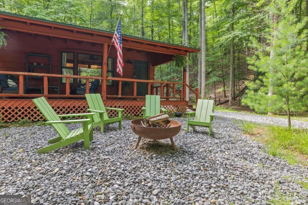 23 Briar Cove LN Morganton, GA 30560
