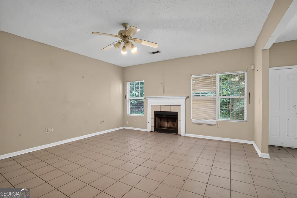 2757 Peggy Sue LN Morrow, GA 30260