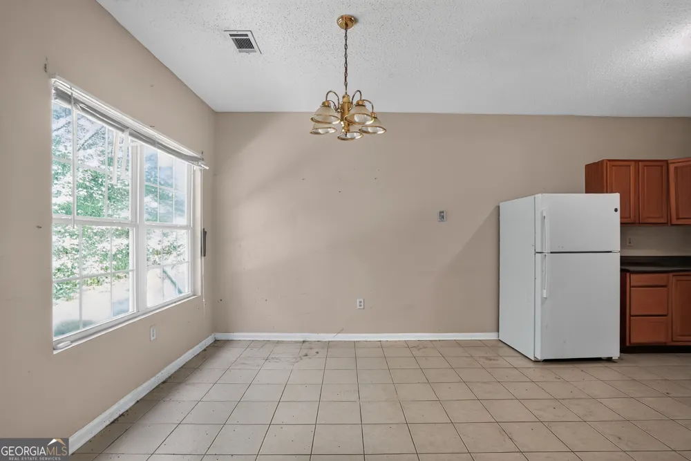 2757 Peggy Sue LN Morrow, GA 30260