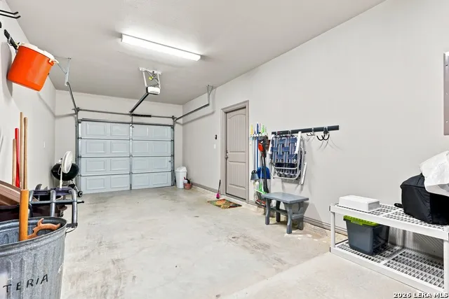 250 Englewood Dr San Antonio, TX 78213