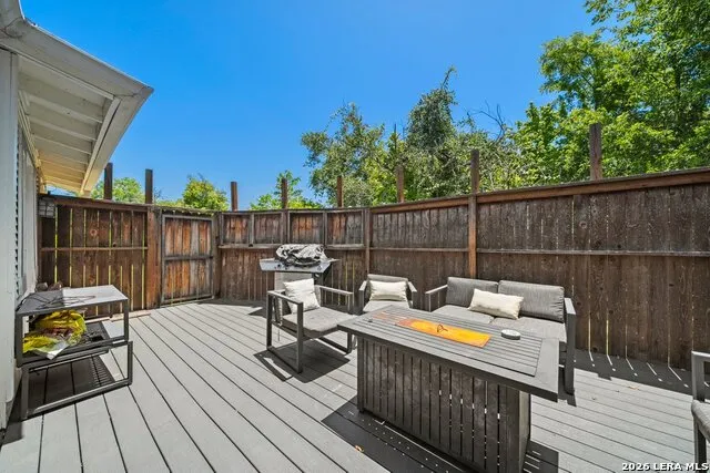 418 W Austin Fredericksburg, TX 78624
