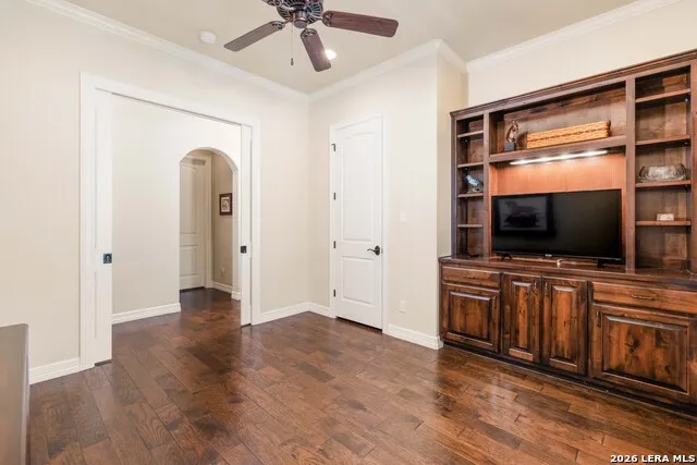 762 BUCKSKIN TRL Bandera, TX 78003
