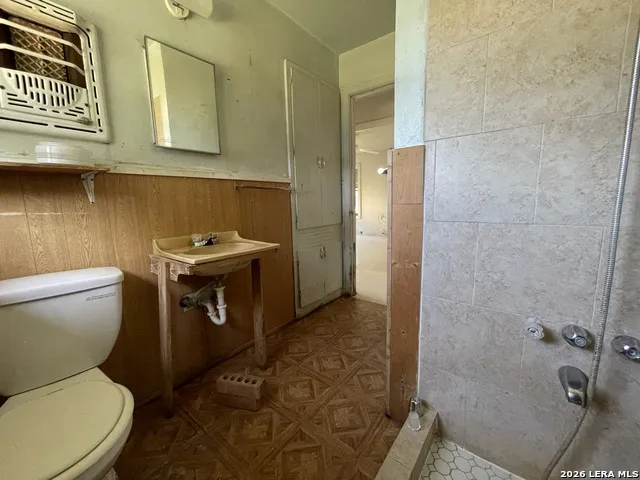 515 Margo Pearsall, TX 78061