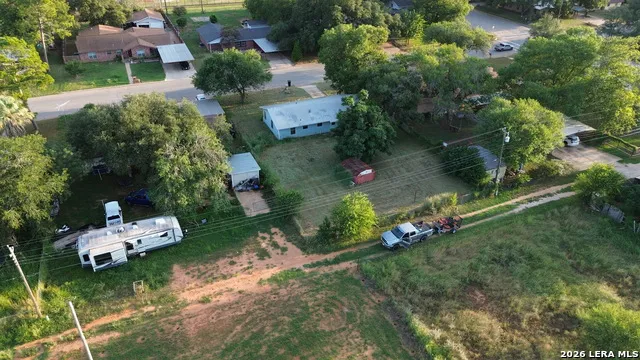 515 Margo Pearsall, TX 78061
