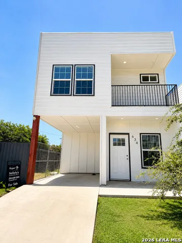634 IOWA ST