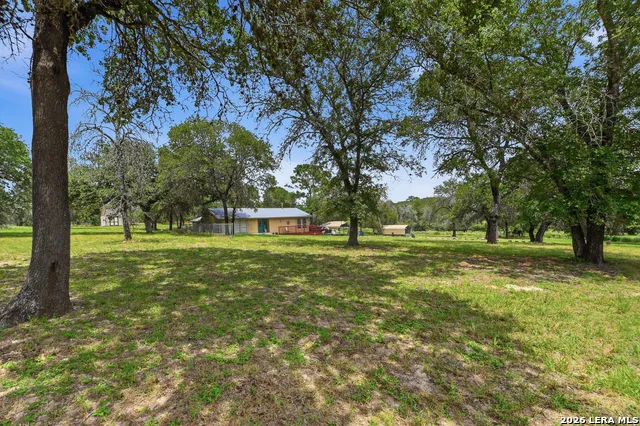 1027 Bluebonnet Adkins, TX 78101
