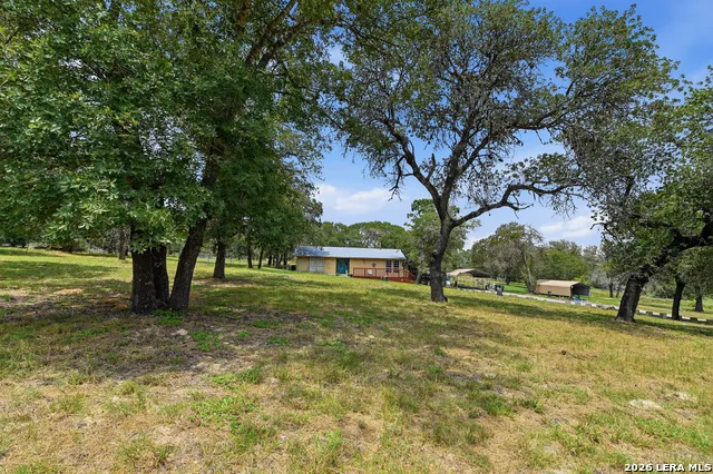 1027 Bluebonnet Adkins, TX 78101
