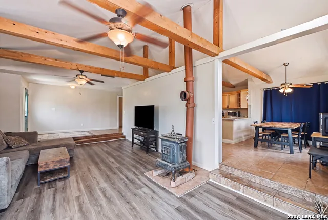 1027 Bluebonnet Adkins, TX 78101