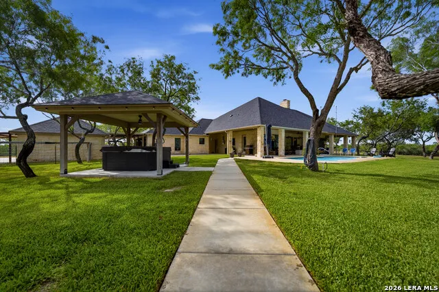 1958 County Road 237 Falls City, TX 78113