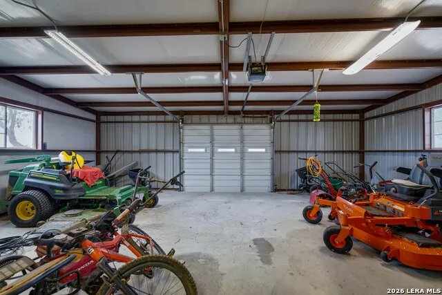 1958 County Road 237 Falls City, TX 78113