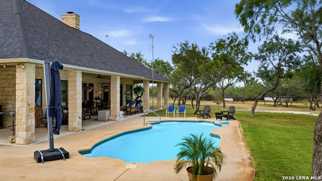 1958 County Road 237 Falls City, TX 78113