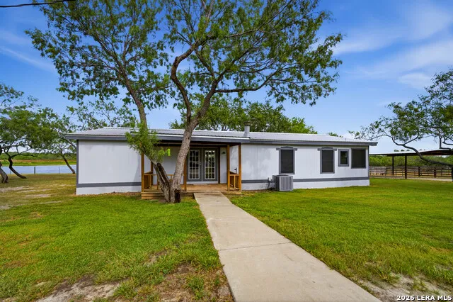1958 County Road 237 Falls City, TX 78113
