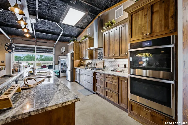 1958 County Road 237 Falls City, TX 78113