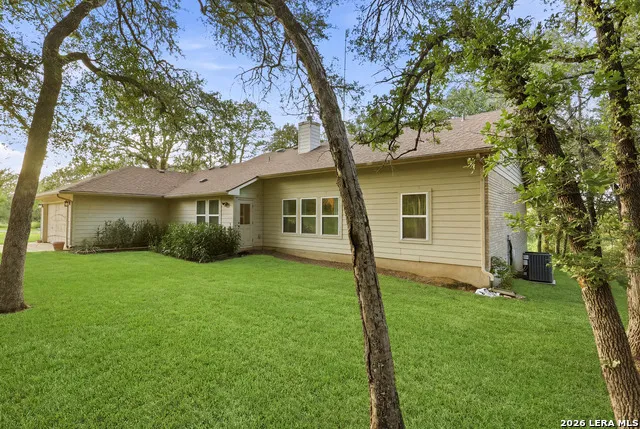 795 Indian Springs Dr Kingsbury, TX 78638