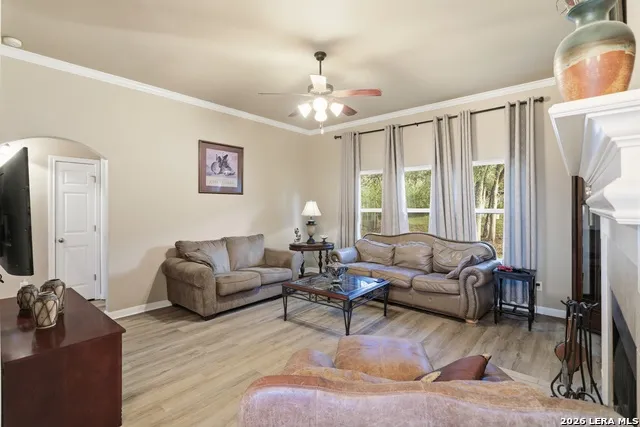 795 Indian Springs Dr Kingsbury, TX 78638