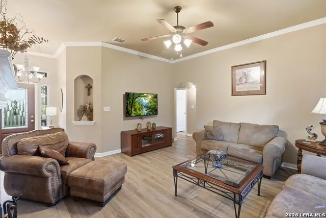 795 Indian Springs Dr Kingsbury, TX 78638