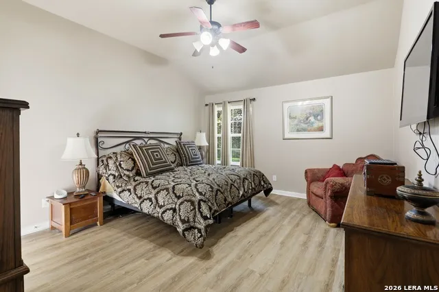 795 Indian Springs Dr Kingsbury, TX 78638