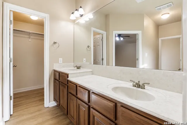 795 Indian Springs Dr Kingsbury, TX 78638
