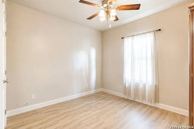 795 Indian Springs Dr Kingsbury, TX 78638