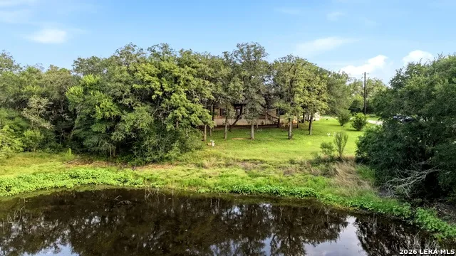 795 Indian Springs Dr Kingsbury, TX 78638