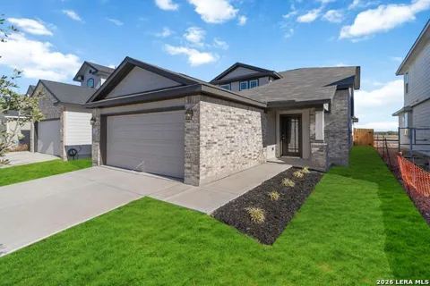 627 River Run Way