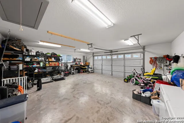 138 W Holly Hill Dr Ingram, TX 78025