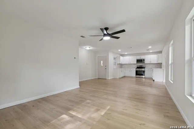611 BASSWOOD DR San Antonio, TX 78213