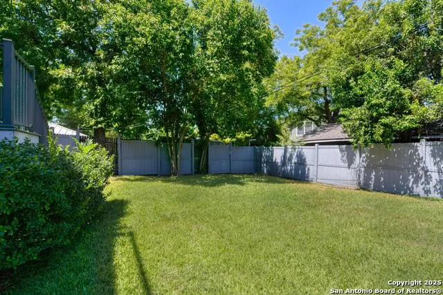 119 Marcia Alamo Heights, TX 78209