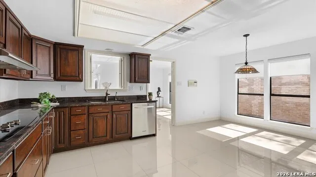 11702 Pepper Tree San Antonio, TX 78230