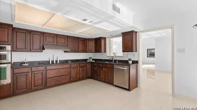 11702 Pepper Tree San Antonio, TX 78230