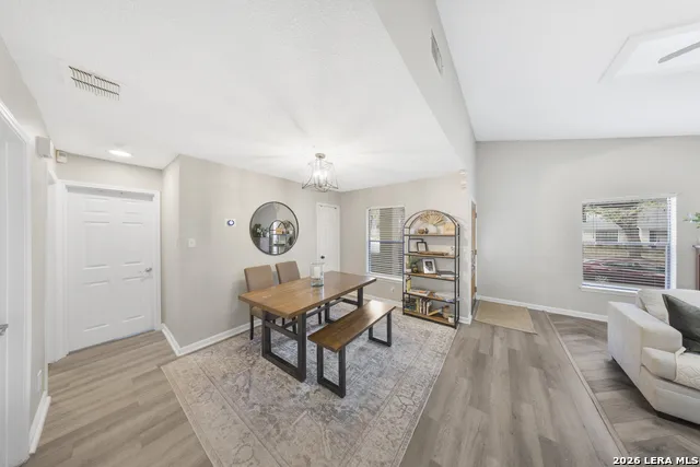 13623 High Chapel San Antonio, TX 78231