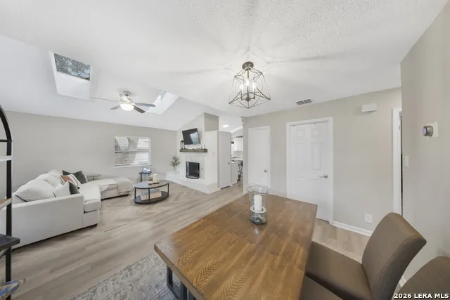 13623 High Chapel San Antonio, TX 78231