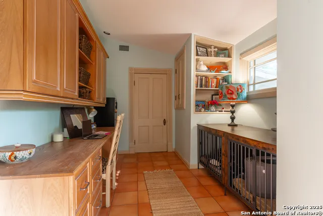 529 High Uvalde, TX 78801