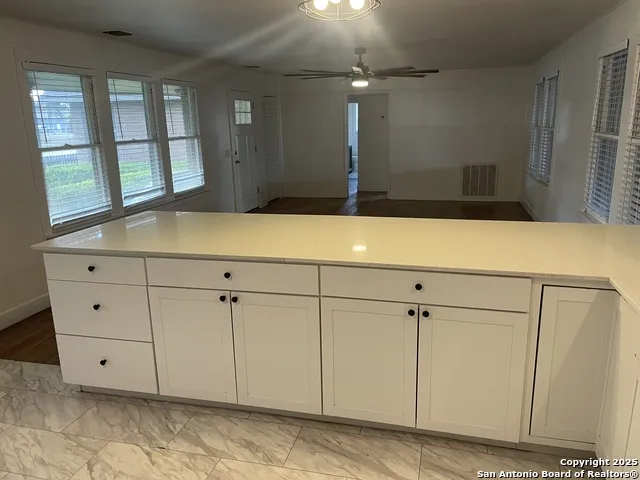 506 30TH ST Hondo, TX 78861