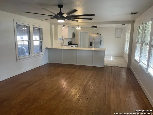 506 30TH ST Hondo, TX 78861