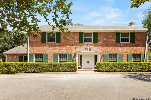 107 CAS HILLS DR